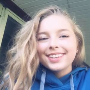 Meet your Posher, Zoe